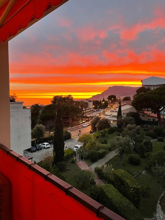 Charmant 2 Pieces Vue Sur Mer Et Monte-Carlo A Roquebrune Cap Martin Exterior foto
